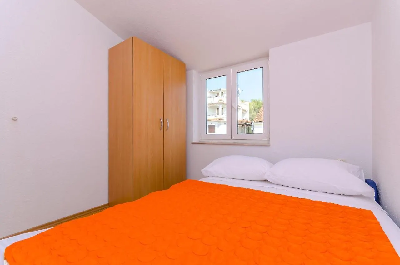 Apartments Tily Trogir