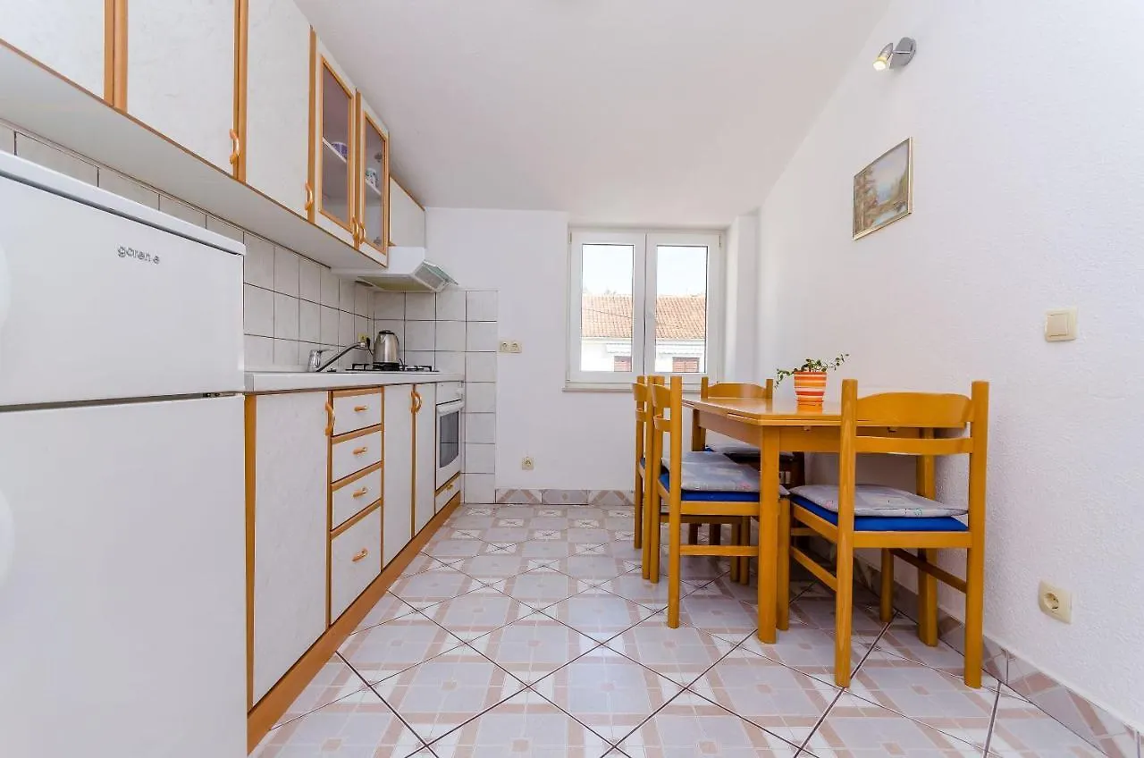 Apartments Tily Trogir