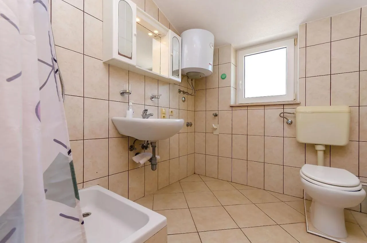 Apartments Tily Trogir 0*,  Kroatien