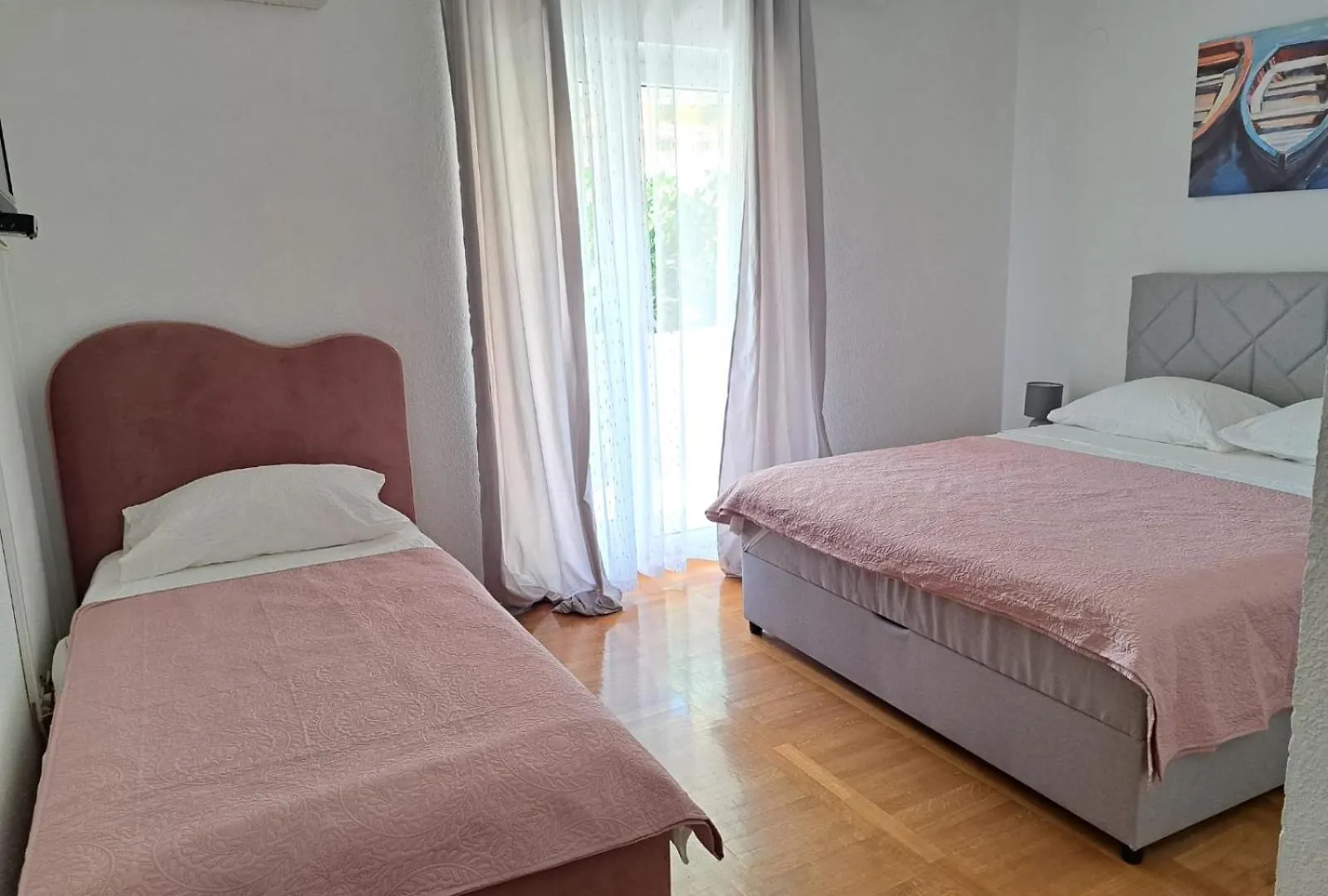 Apartments Tily Traù