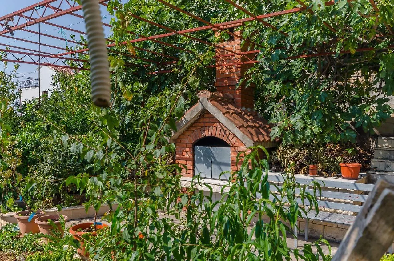 Apartments Tily Трогир Хорватия